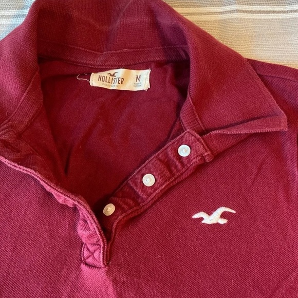 Hollister maroon polo